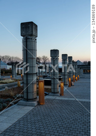 夕暮れ時のぐんまフラワーパークプラス　群馬県前橋市 134869189