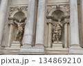 彫刻のあるベネチアの教会 彫刻のあるベネチアの教会 134869210
