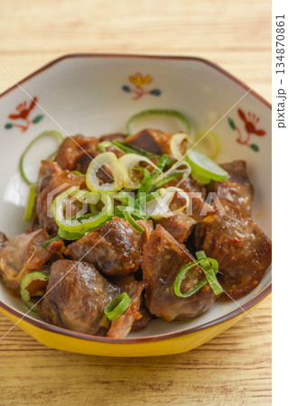 酒の肴 砂肝の炒め物 酒の肴 砂肝の炒め物 134870861