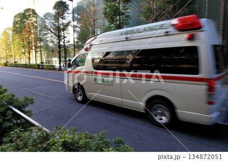 救急車 134872051