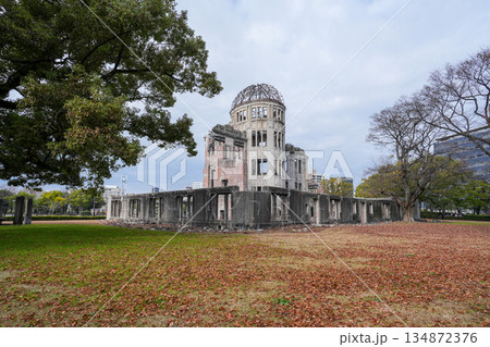 【世界遺産】広島・原爆ドーム(2025年12月撮影) 【世界遺産】広島・原爆ドーム(2025年12月撮影) 134872376