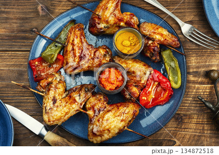Golden Grilled Chicken Wings Golden Grilled Chicken Wings 134872518