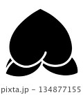シンプルなモモのシルエットアイコン モノクロイラスト 134877155