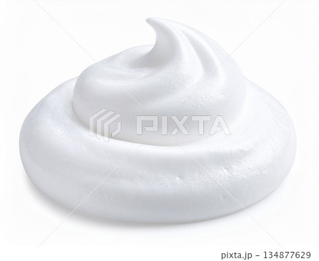 ふわふわの洗顔フォームの泡　サンプル　白背景 134877629