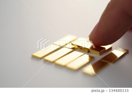 chess on white background 134880133