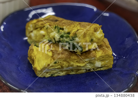 ねぎ入り玉子焼き ねぎ入り玉子焼き 134880438