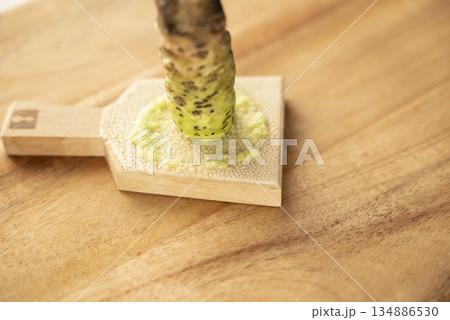 本わさびと鮫皮おろし 本わさびと鮫皮おろし 134886530