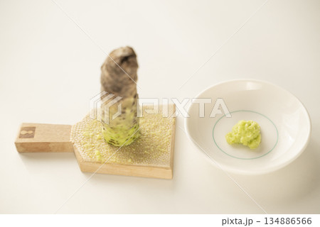 本わさびと鮫皮おろし 本わさびと鮫皮おろし 134886566
