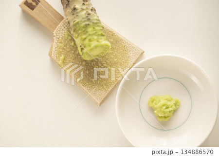 本わさびと鮫皮おろし 本わさびと鮫皮おろし 134886570