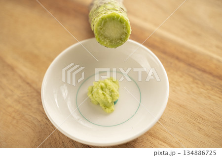 すりおろし本わさび 134886725