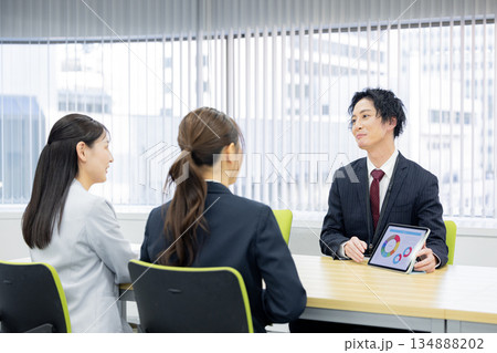 三者面談 134888202