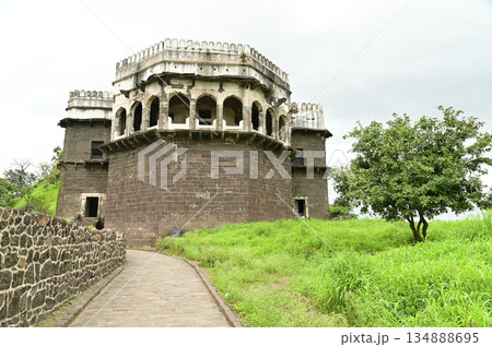 Daulatabad Fort is an ancient fort located in Maharashtra, India. Originally named Deogiri,fort built from natural rocks and is very strong. it is a fort built from natural rocks and is very strong. Daulatabad Fort is an ancient fort located in Maharashtra, India. Originally named Deogiri,fort built from natural rocks and is very strong. it is a fort built from natural rocks and is very strong. 134888695