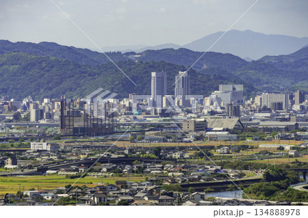 岡豊城跡から高知市街を望む　高知県南国市 134888978