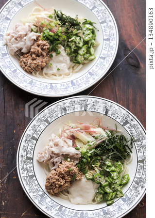 ねばねば素材のぶっかけ麺 134890163