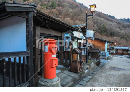 中山道福島宿の町並み 134891857