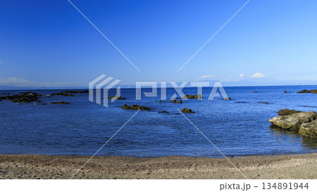三浦半島の和田長浜の冬 三浦半島の和田長浜の冬 134891944