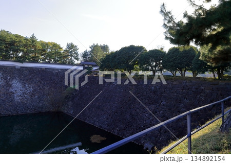 皇居外苑の石垣 134892154