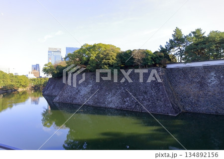 皇居外苑の石垣 134892156