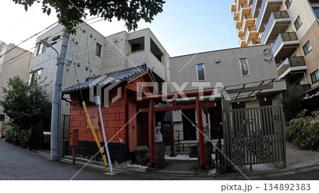 東京都品川区南品川3丁目　幸稲荷神社 134892383