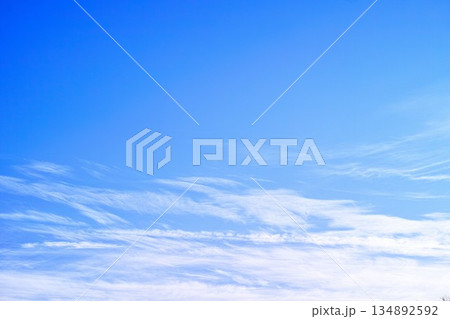 青空と雲イメージ 134892592