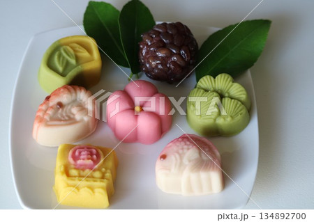 きれいな和菓子　生菓子 134892700