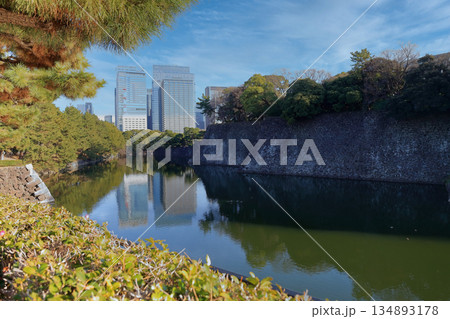 皇居外苑の石垣 皇居外苑の石垣 134893178