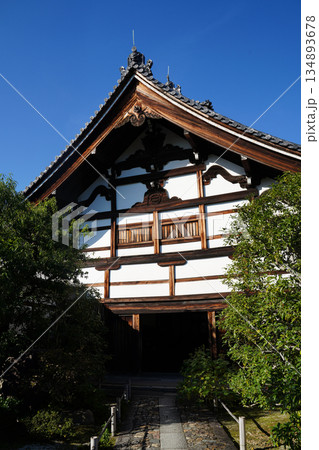 京都の禅宗寺院の庫裡 134893678