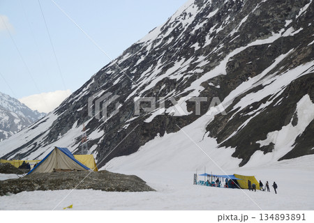 Zero Point is a viewpoint located in Sonamarg, Kashmir, India. Located at an altitude of 4,200 meters above sea level, it is known for its beautiful scenery of vast grasslands and snow-capped Himalaya Zero Point is a viewpoint located in Sonamarg, Kashmir, India. Located at an altitude of 4,200 meters above sea level, it is known for its beautiful scenery of vast grasslands and snow-capped Himalaya 134893891