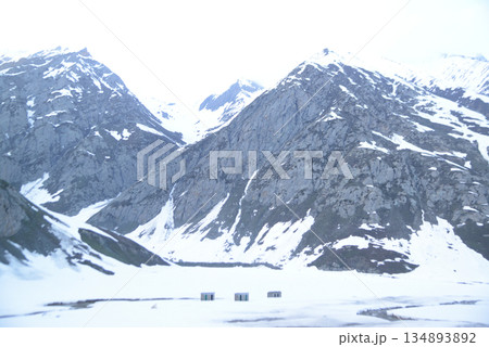 Zero Point is a viewpoint located in Sonamarg, Kashmir, India. Located at an altitude of 4,200 meters above sea level, it is known for its beautiful scenery of vast grasslands and snow-capped Himalaya Zero Point is a viewpoint located in Sonamarg, Kashmir, India. Located at an altitude of 4,200 meters above sea level, it is known for its beautiful scenery of vast grasslands and snow-capped Himalaya 134893892
