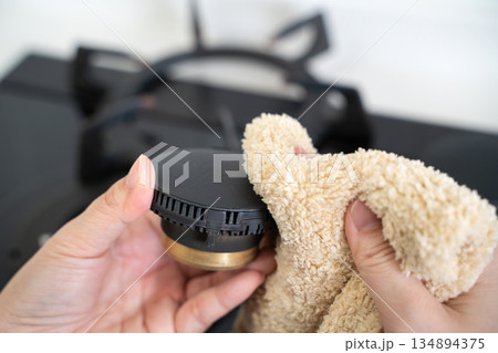 掃除 クリーニング 清掃中 134894375