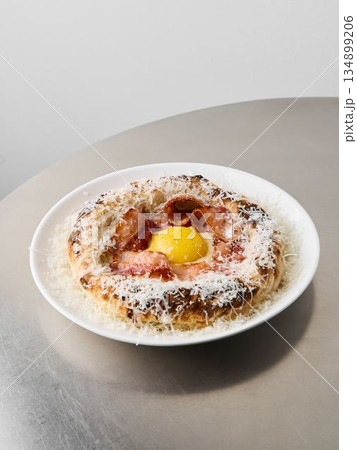 Irresistibly flavorful hot piece featuring rich yolk and crunchy base Irresistibly flavorful hot piece featuring rich yolk and crunchy base 134899206