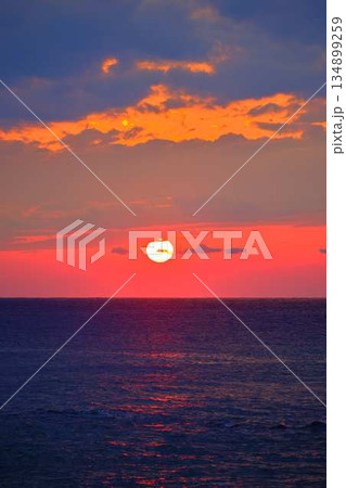 夕日 134899259