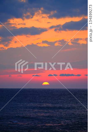 夕日 134899273