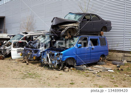 Dump of broken, destroyed, old cars. Cars for recycling. 134899420