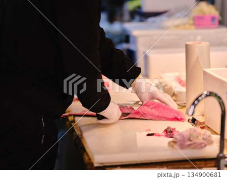 魚の解体 134900681