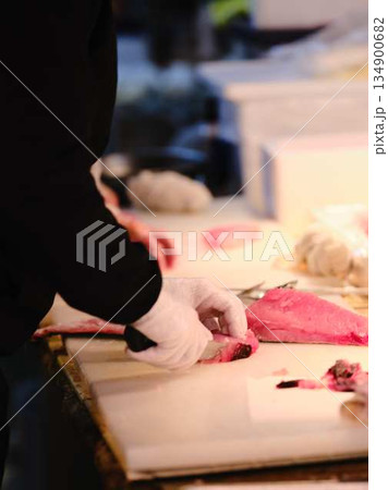魚の解体 134900682
