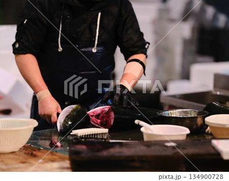 魚の解体 134900728