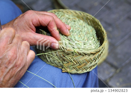 craftsman sewing basket esparto grass weaver craftsman sewing basket esparto grass weaver 134902823