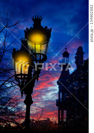 Barcelona Rambla Catalunya streetlights backligth 134902882