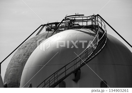 Gas Refinery, storage cistern outdoor Gas Refinery, storage cistern outdoor 134903261