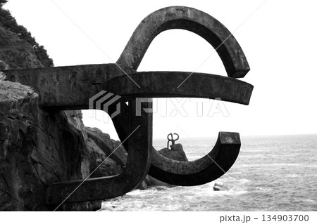 Chillida rusty steel sculpture in San Sebastian 134903700