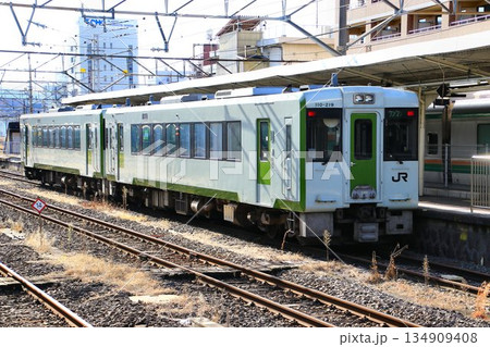 サヨナラ『八高線』… 高崎駅の【キハ110系】 134909408