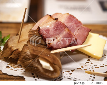 燻製の極み、いぶりがっこチーズとベーコン 燻製の極み、いぶりがっこチーズとベーコン 134910086