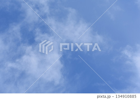 青空と雲 134910885