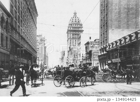 古写真　1916年　米国　カリフォルニア州　サンフランシスコのマーケットストリート 134914425