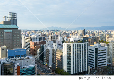 広島市街地の眺望（平和通りのホテル20階より）2025年12月撮影 134915200