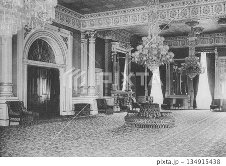 古写真　1916年　米国　ホワイトハウスのイーストルーム 134915438