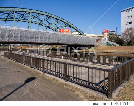 旧中川に設置された「防災船着場(亀戸中央公園)」(東京都江東区) 旧中川に設置された「防災船着場(亀戸中央公園)」(東京都江東区) 134915546