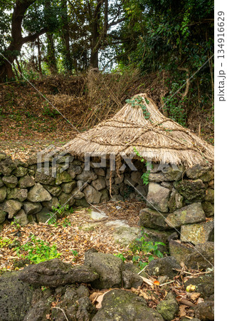 Jeju Seongeup Folk Village's Tongsi 134916629