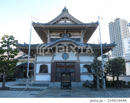 東京都港区西麻布の長谷寺にある観音堂(大観音堂) 東京都港区西麻布の長谷寺にある観音堂(大観音堂) 134919446